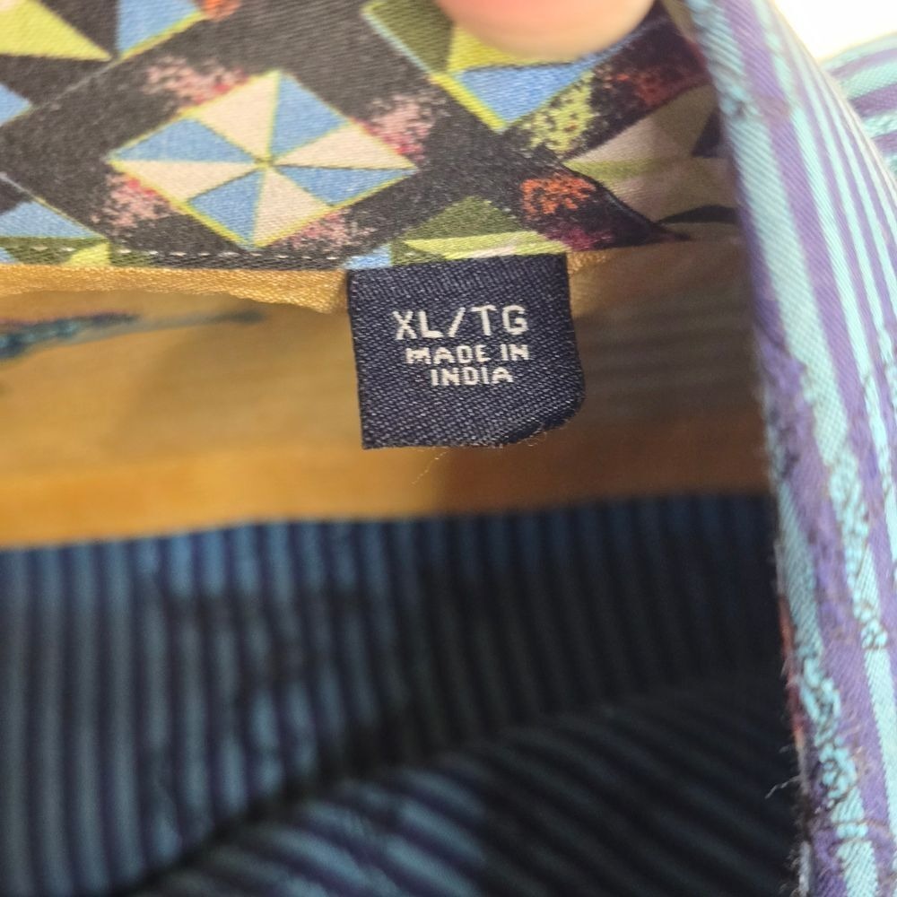 Robert Graham Mens XL Blue‎ Striped Dress Shirt Geometric Cuff Trim Silk Blend - Picture 4 of 15
